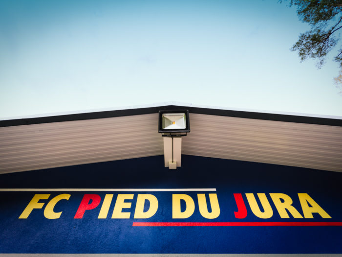 Buvette et vestiaires du FC Pied du Jura à Apples